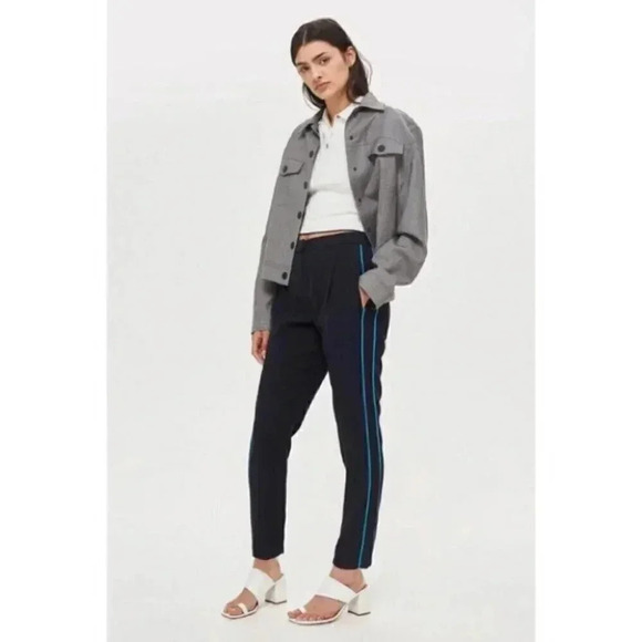 Topshop Trousers Relaxed Fit Pleated Pants Navy Blue Side Stripe Size 4 NWOT - Picture 12 of 13